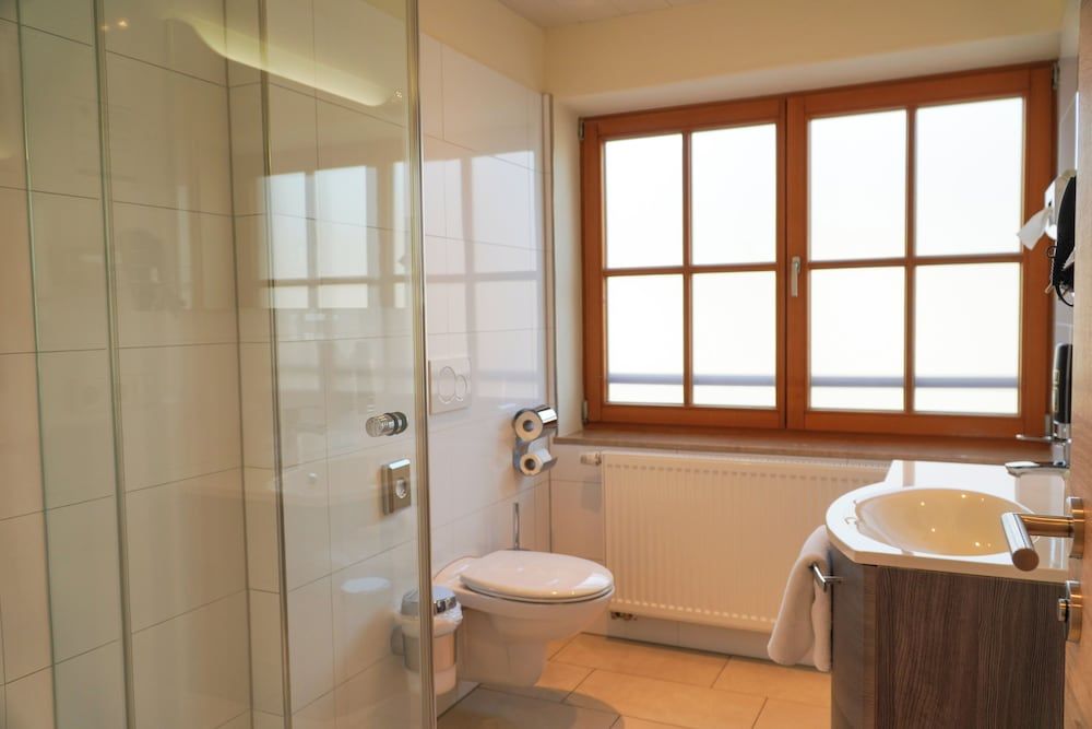 Landgasthof Schwarzberg Standard Double Room 6