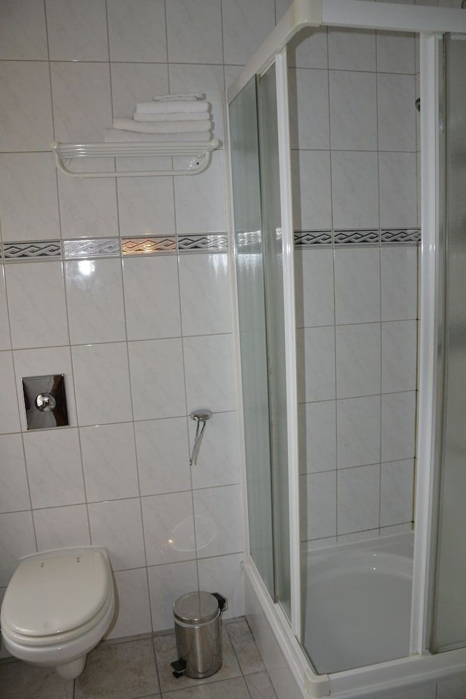 Bokrijks Hotel Twin Room 4