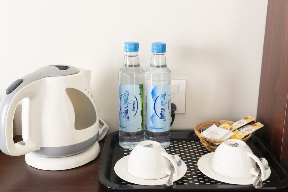 Ratana Angkor Hotel Deluxe Double Room with Balcony 16