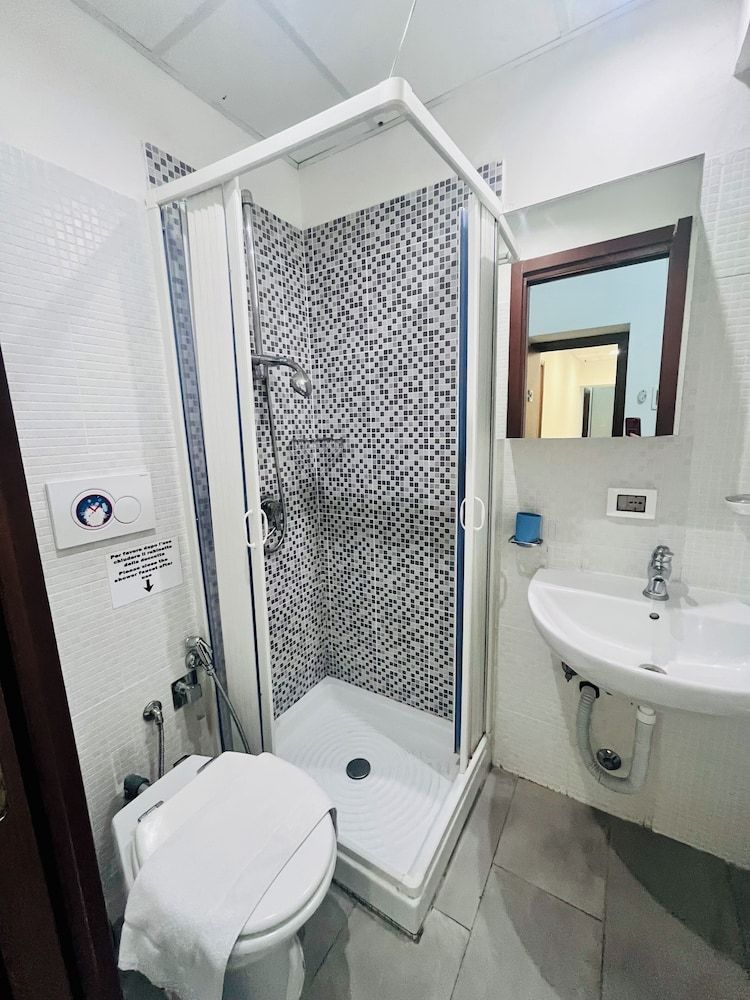 Grandis Rooms Double or Twin Room (Claudia) 7