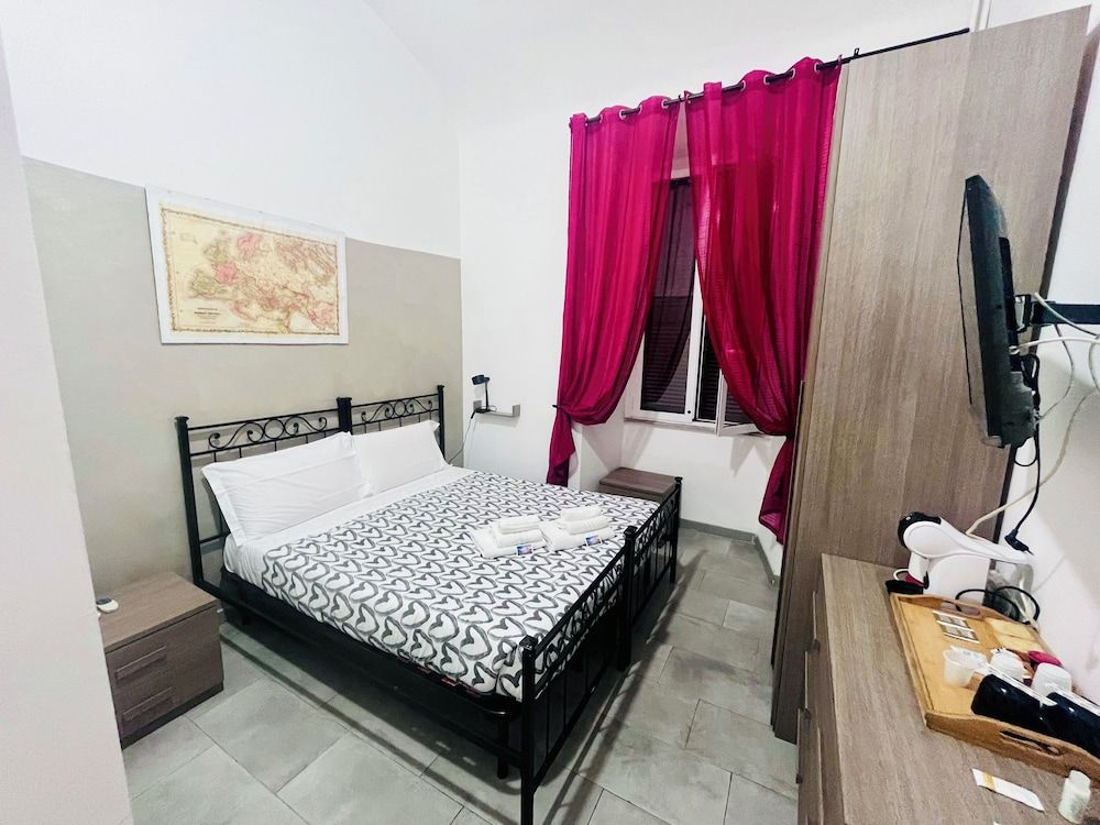 Grandis Rooms Double or Twin Room (Claudia) 4