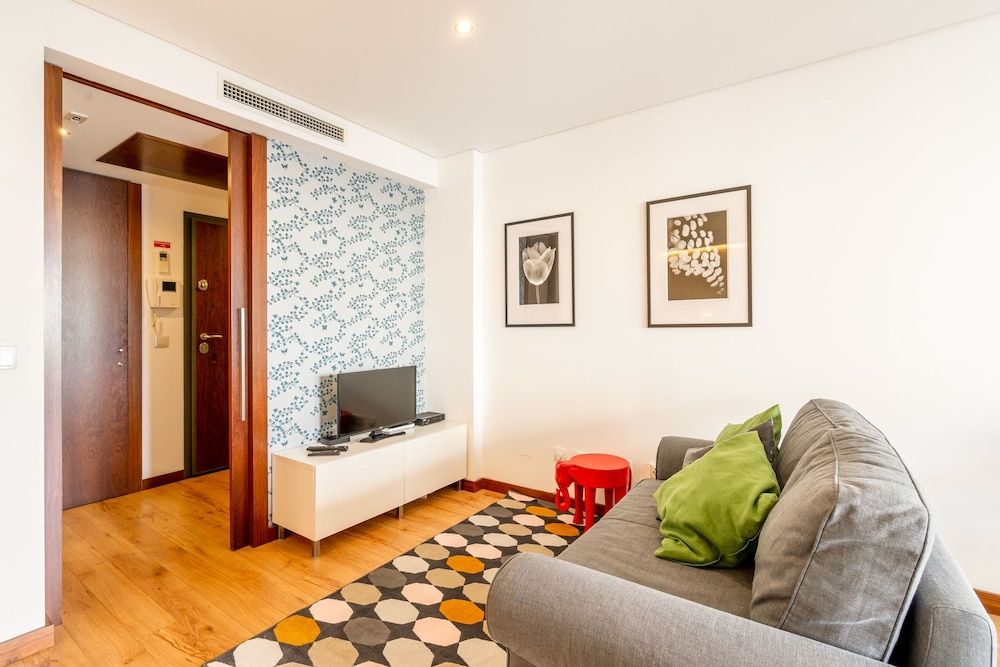 undefined Merc Porto Santa Catarina 10