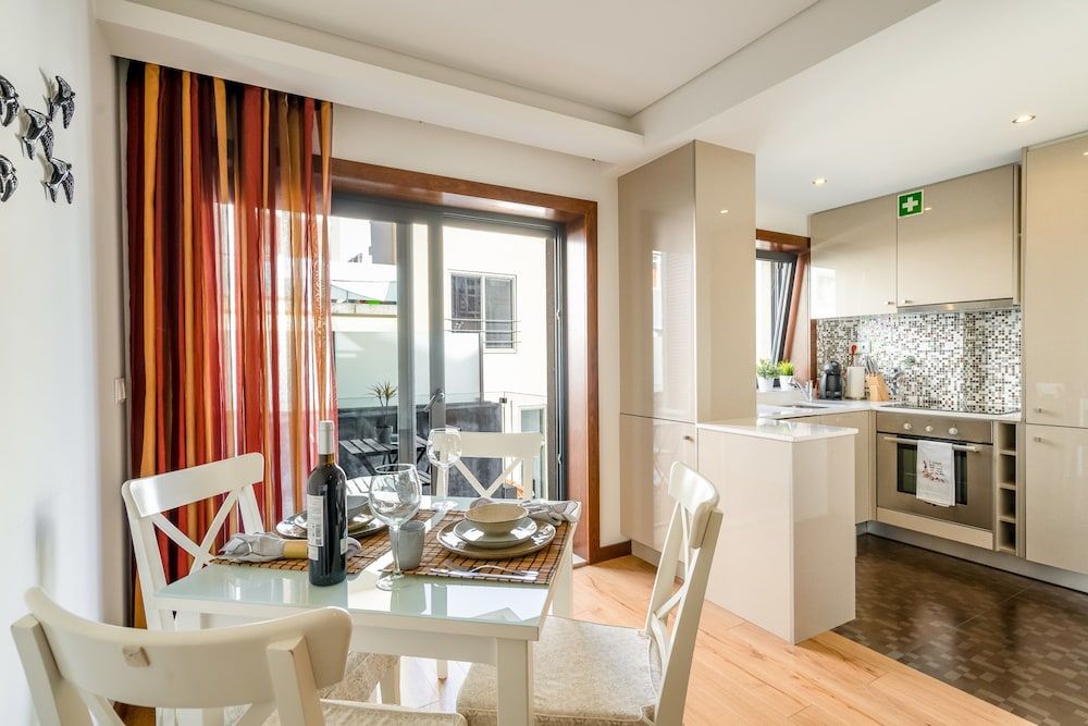 undefined Merc Porto Santa Catarina 4