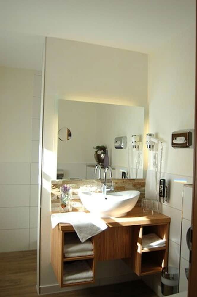 Double Room Single Use