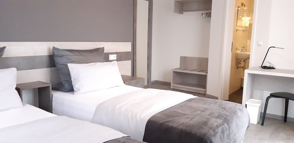 City Vibes Hotel Business Twin Room 2