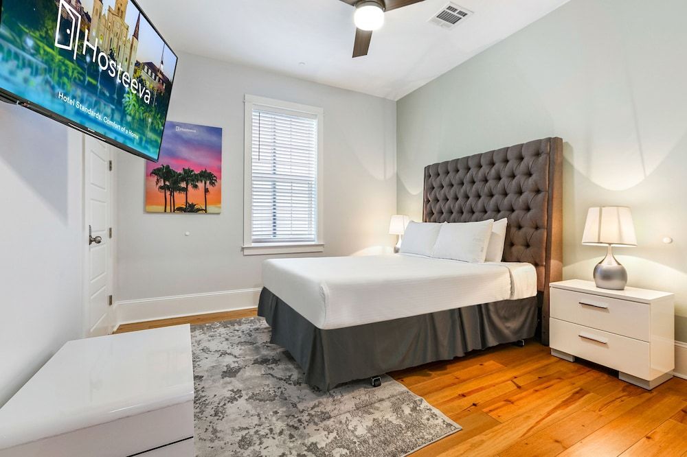 Premium Condo, 5 Bedrooms