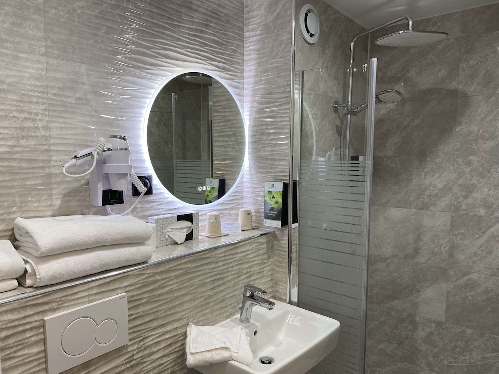 Sure Hotel by Best Western Reims Nord Classic Room, 1 Double Bed, Non Smoking (Small Room) 5