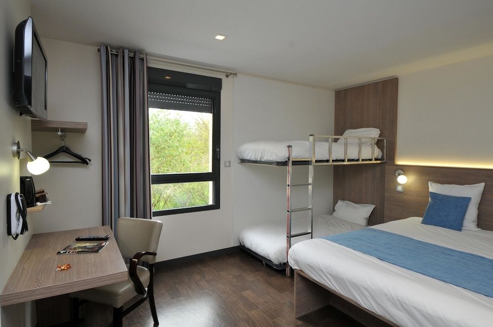 Sure Hotel by Best Western Reims Nord Family Room, Multiple Beds, Non Smoking 2