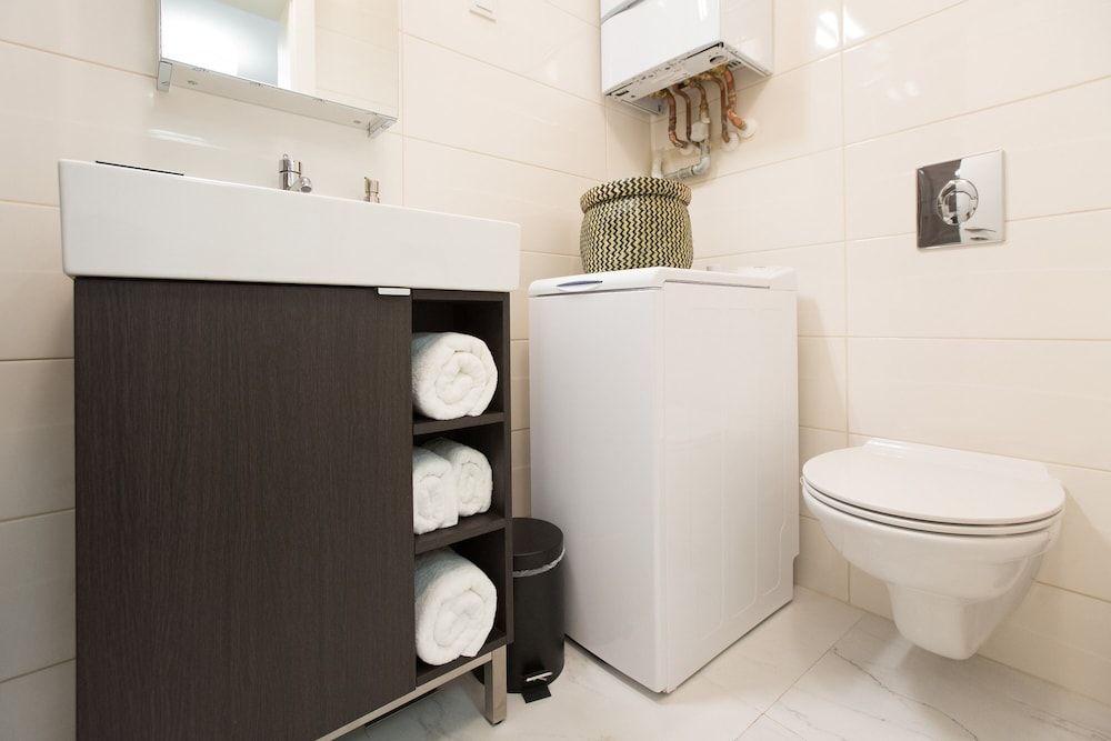 Witty Please & Bardot City Studio 12