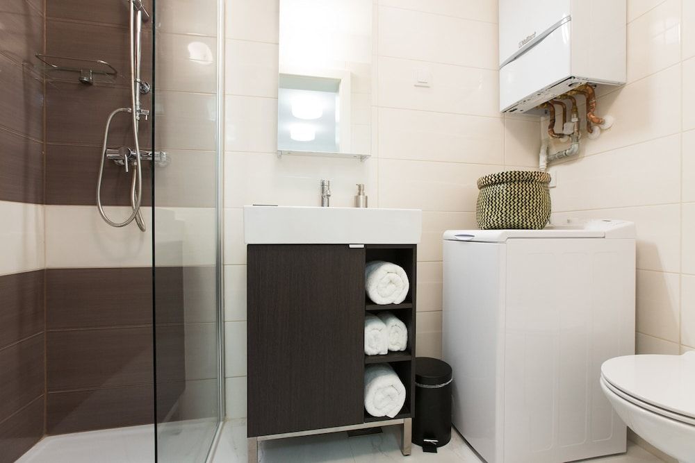 Witty Please & Bardot City Studio 15