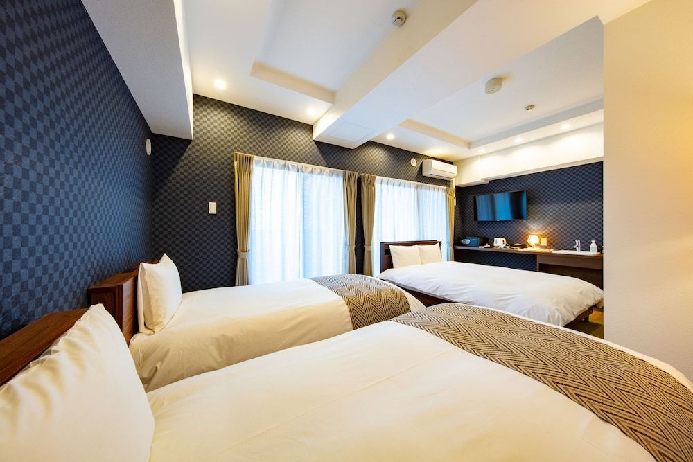 Japanese Modern Style Quadruple Room