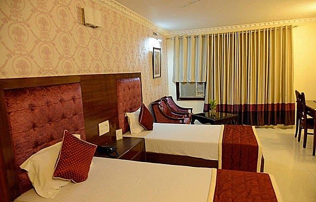 Hotel City Heart Premium Super Deluxe Room 4