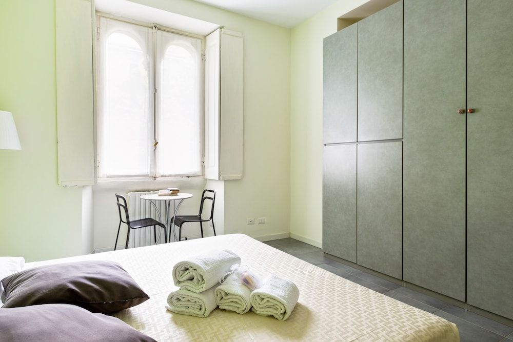 undefined Cenisio & Sempione Cosy Flat 6