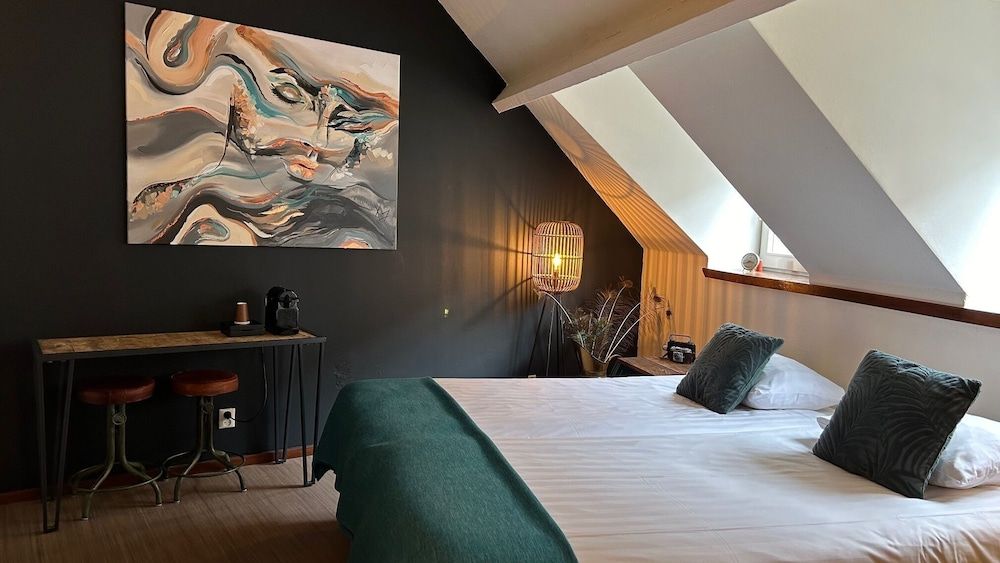 undefined Hotel BE41 2