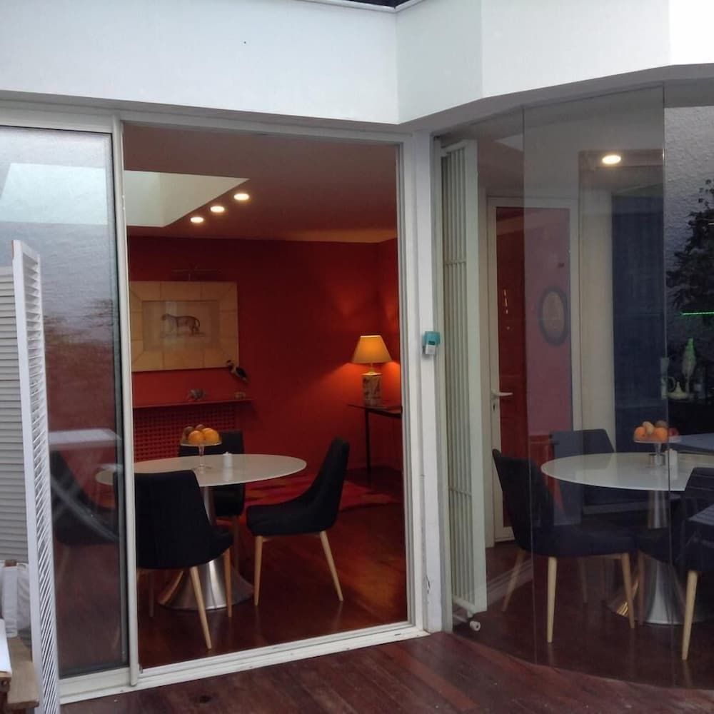 undefined Patio de l'Intendance 10