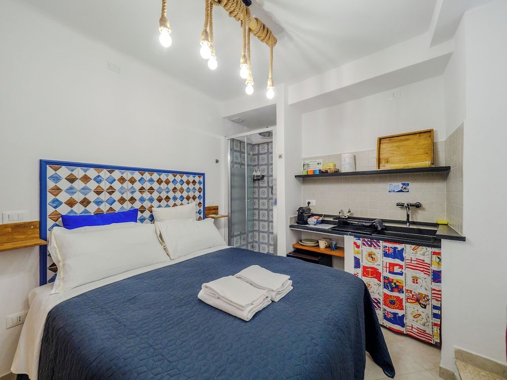 Ventu de Ma Basic Double Room, 1 Queen Bed, Non Smoking, City View