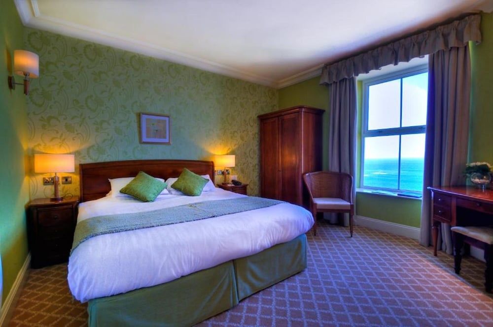 Mullion Cove Hotel & Spa Double Room, Sea View 2