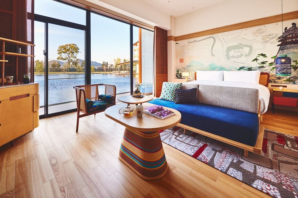 Double Room, 1 King Bed, Garden View