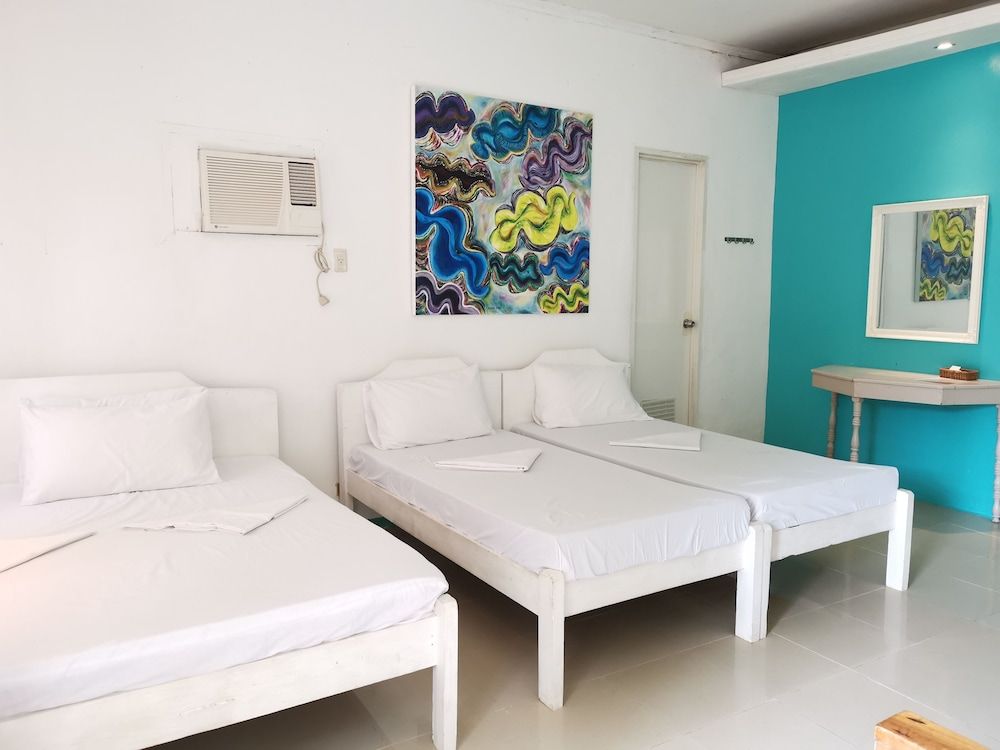 La Vida Hostel Family Room 2