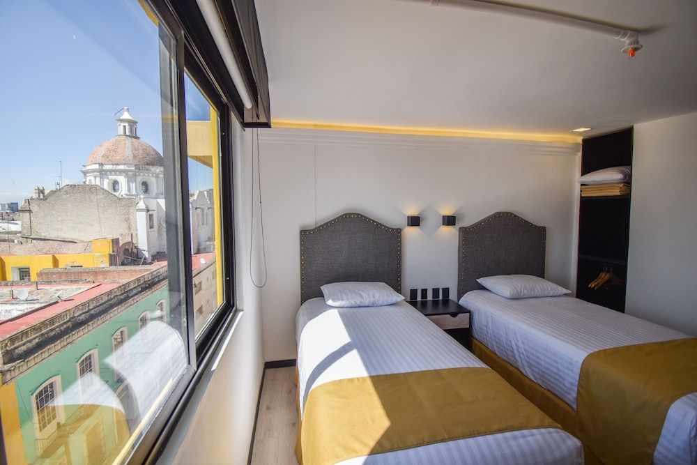 Hotel Tamara Twin Room, City View 2