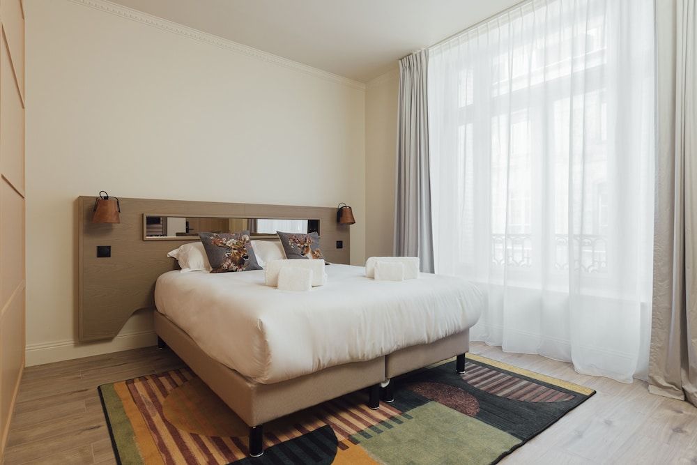 Hôtel Préfecture - Entrée autonome, réception en ligne - Encore Mieux Superior Double or Twin Room