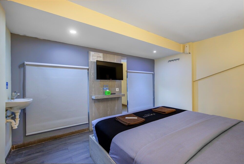 Infiniti Hotel Double or Twin Room 5