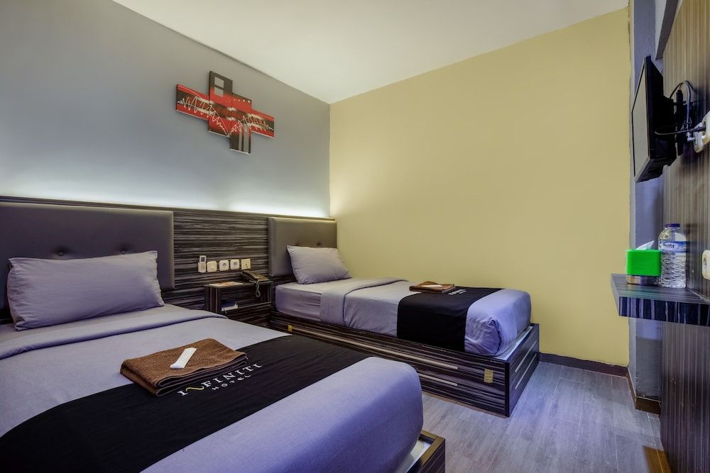 undefined Infiniti Hotel 10