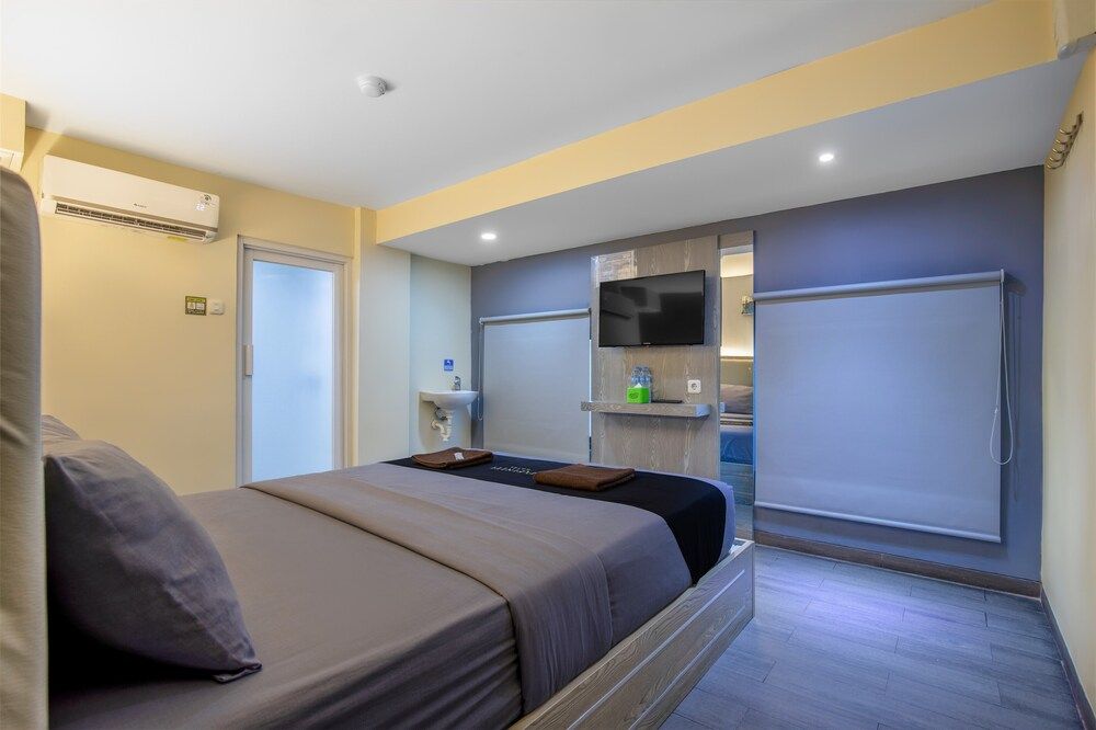 Infiniti Hotel Double or Twin Room 2