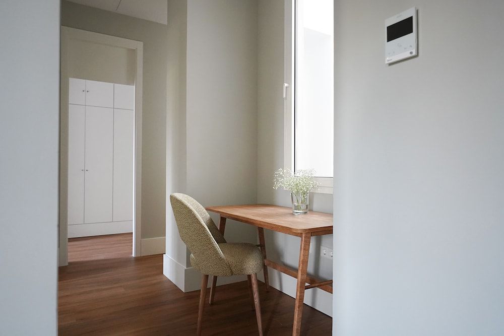 Numa Seville Prestigio 2 Bedroom Apartment with Balcony 7