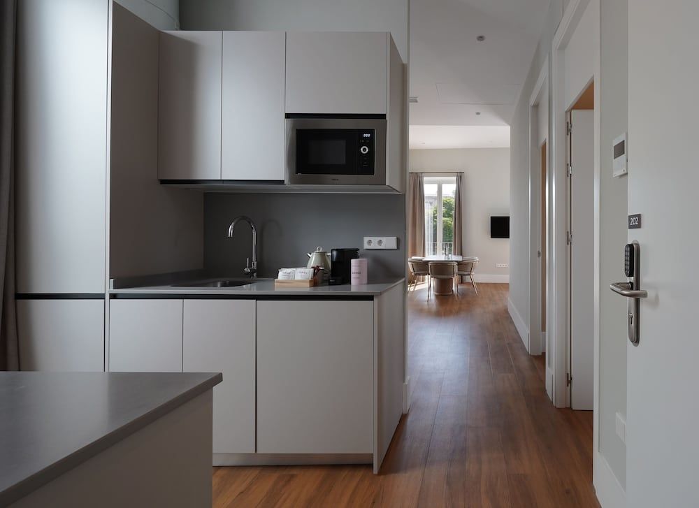 Numa Seville Prestigio 3 Bedroom Apartment with Balcony 11