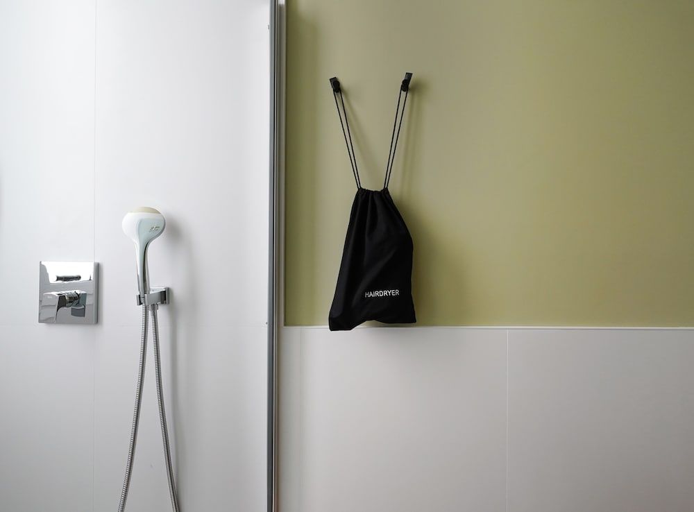 Numa Seville Prestigio 3 Bedroom Apartment with Balcony 6