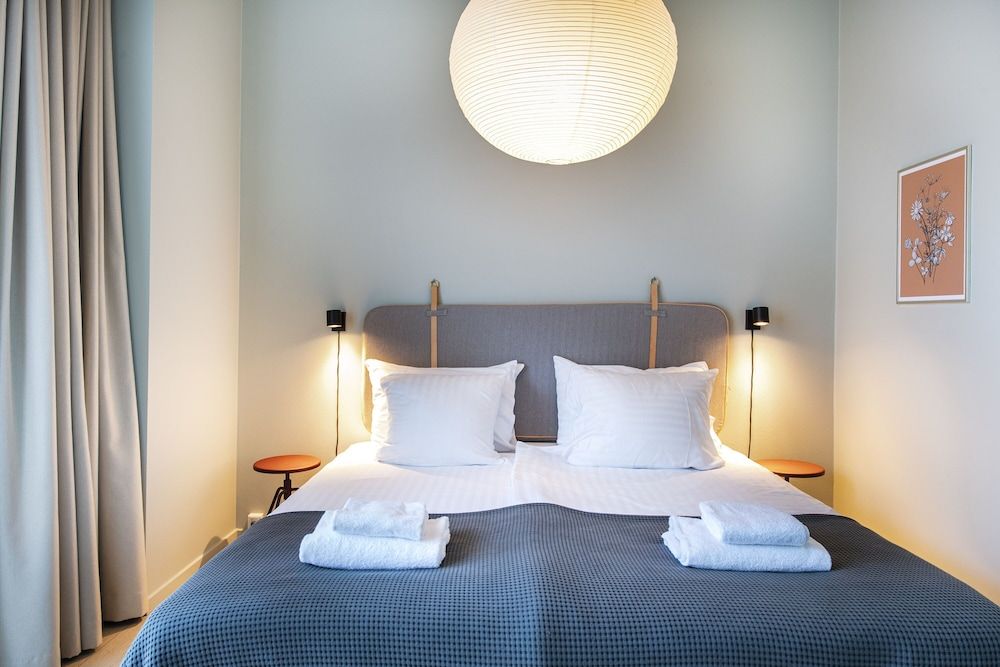 B - Two bedroom