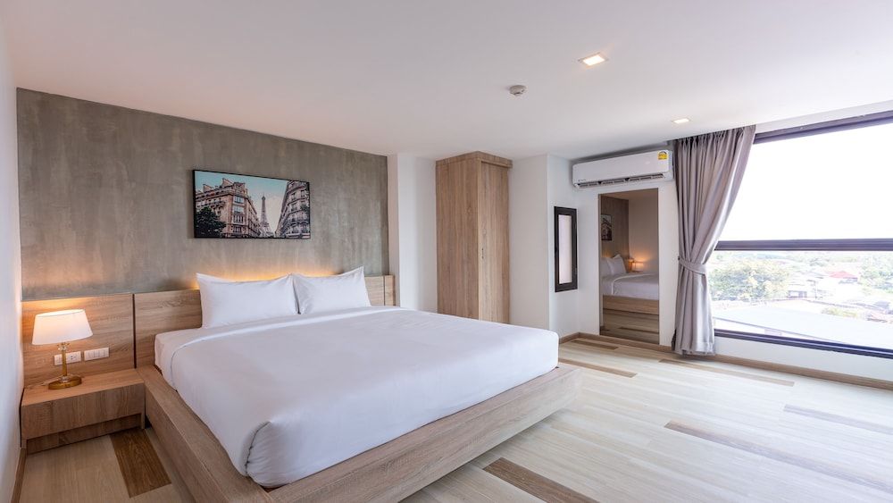 Luxury Triple Room