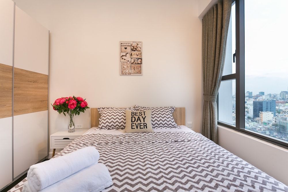 Studio (2 Beds)
