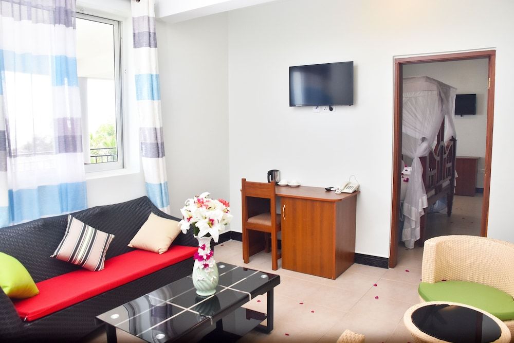 Sea Crest Hotel Junior Room, Sea View 5