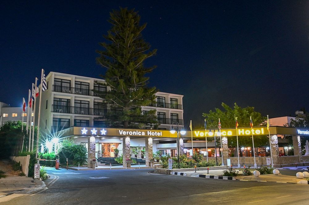 undefined Hotel Veronica 2