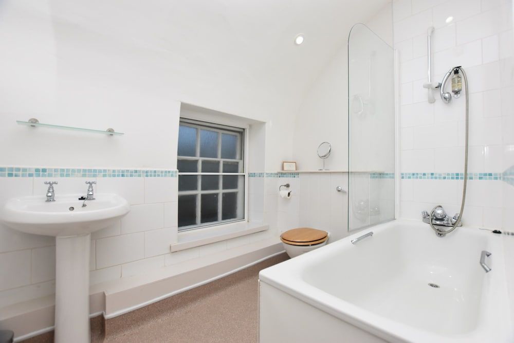 The Halford Bridge Inn Classic Double Room, Ensuite 13