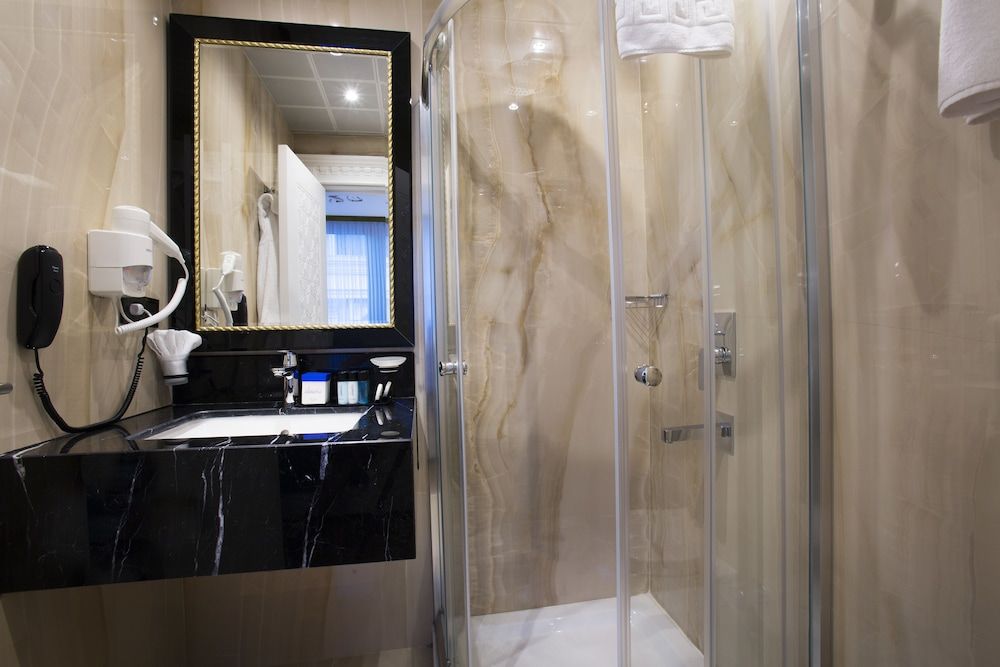 Eastanbul Suites Suite, Balcony, Corner 7