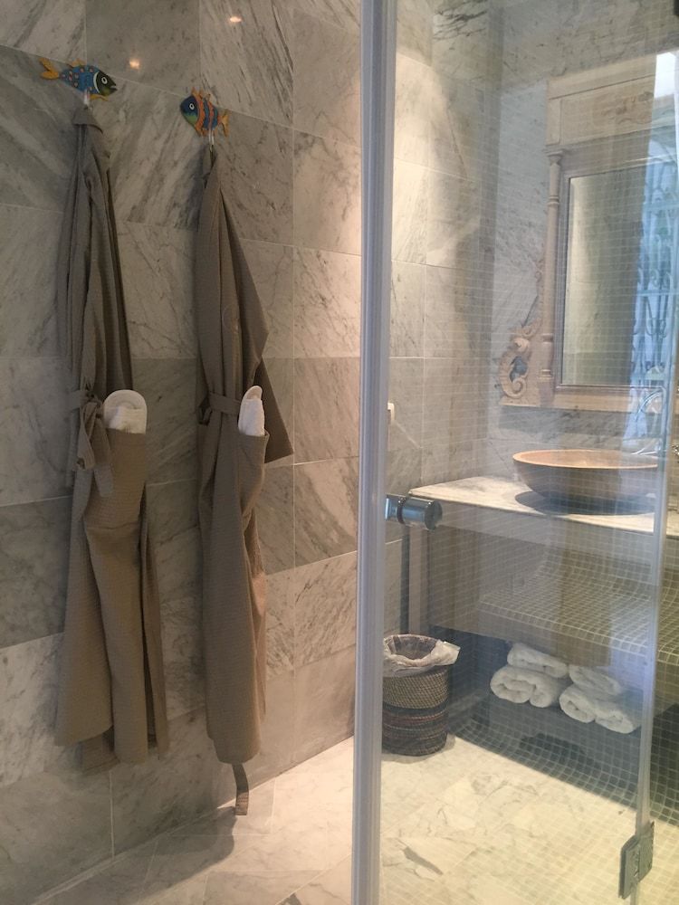 Dar Ben Gacem Kahia Deluxe Double Room, Private Bathroom 6