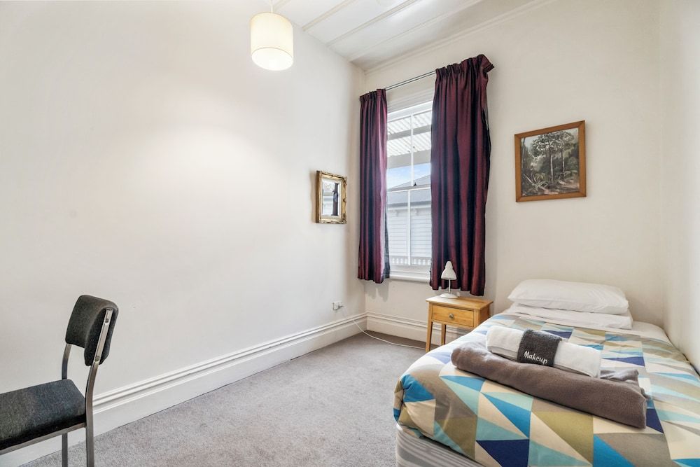 Single Room, Shared Bathroom