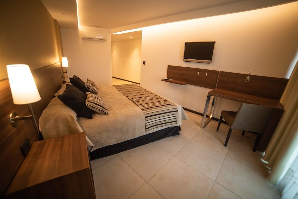 Hotel Estilo MB Standard Room, 1 King Bed, Non Smoking 4