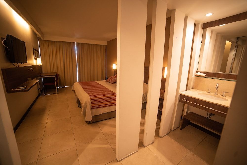 Hotel Estilo MB Standard Room, 1 King Bed, Non Smoking 6