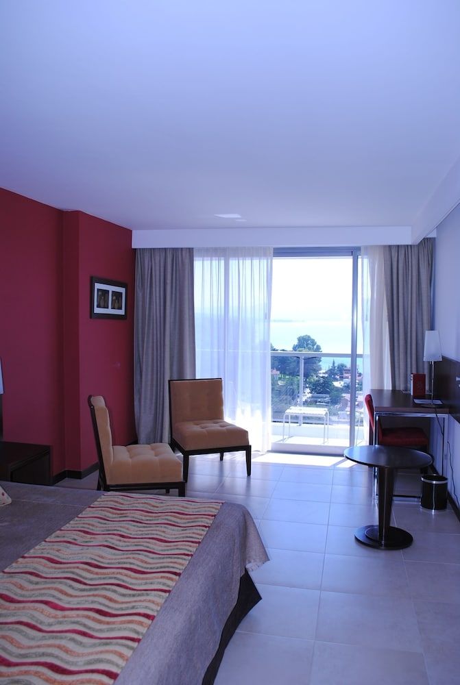 Hotel Estilo MB Superior Room, 1 King Bed, Non Smoking, Lake View 5