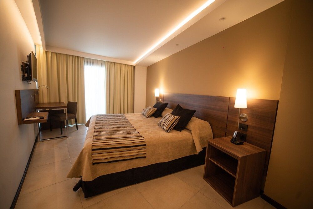 Hotel Estilo MB Standard Room, 1 King Bed, Non Smoking 3