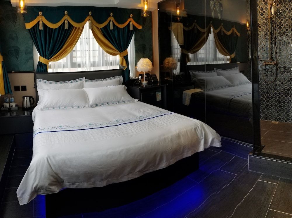 Star City Hotel - Tsim Sha Tsui Design Double Room, City View 18