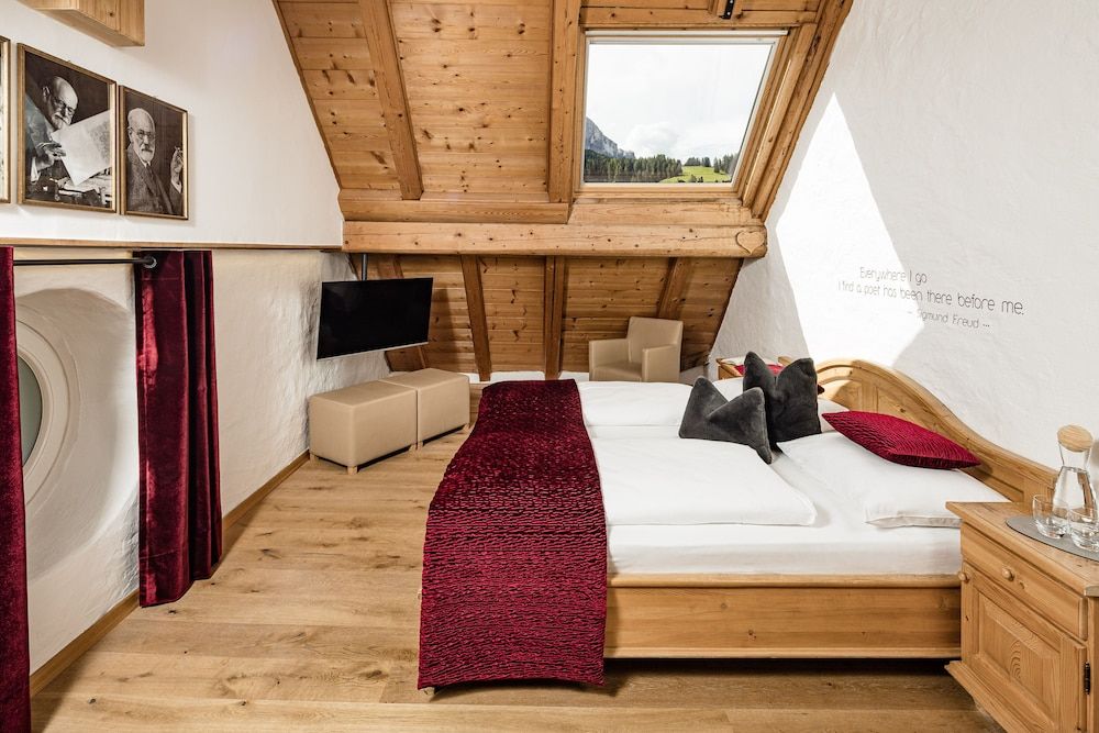 Grand Hotel Wolkenstein Royal Suite 3