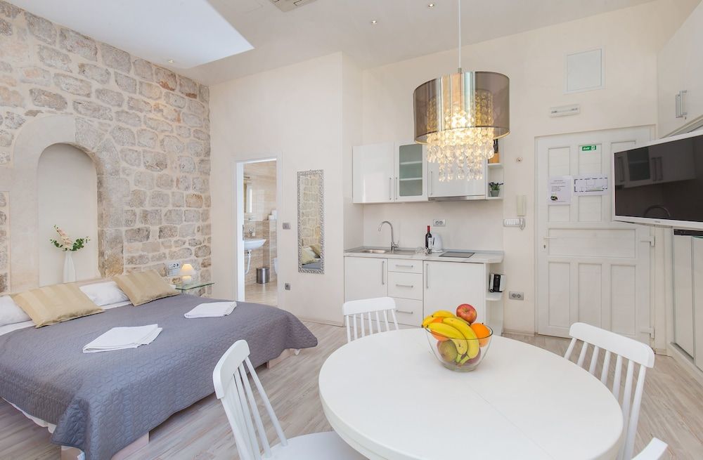 Apartments Lausion Classic Studio 7