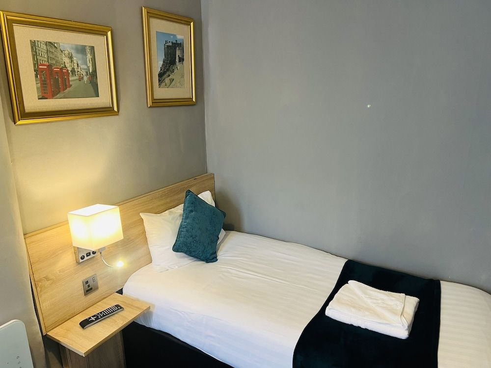 undefined Ardenlee Guest House 9