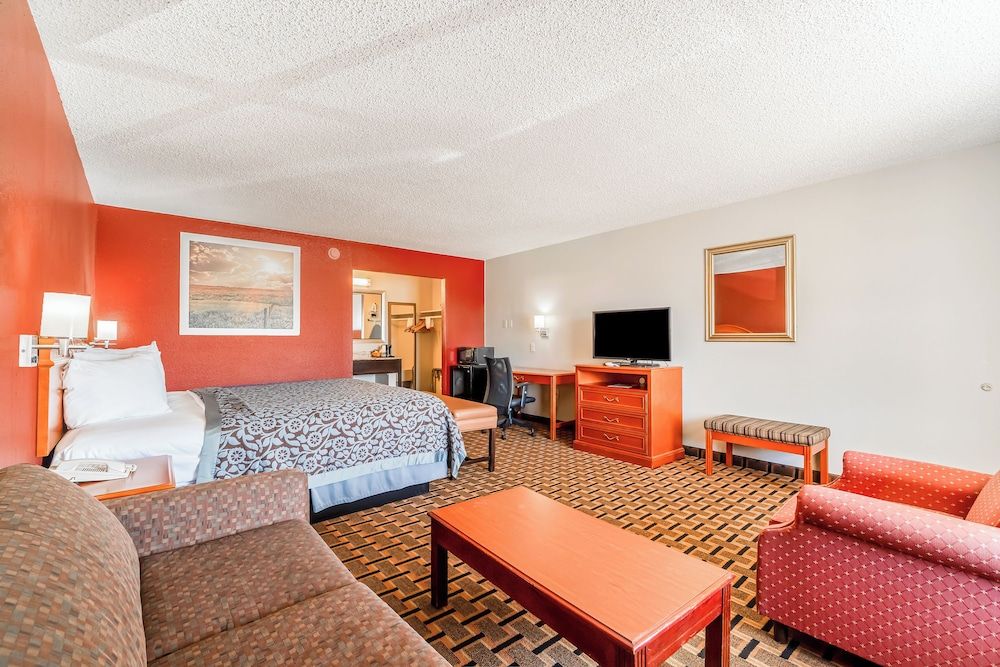 Room, 1 King Bed with Sofa bed, Non Smoking