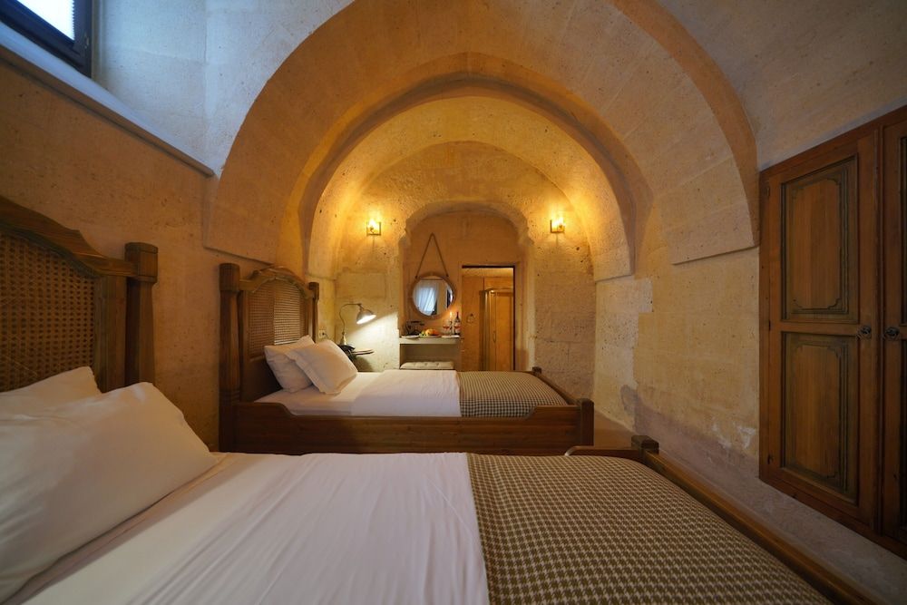 Maya Cave Hotel Economy Twin Room, 2 Twin Beds, Non Smoking 5